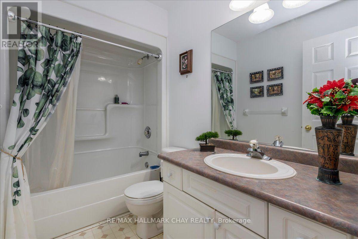 245 Pringle Drive, Barrie, Ontario  L4N 0P4 - Photo 17 - S13695804
