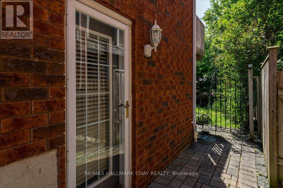 245 Pringle Drive, Barrie, Ontario  L4N 0P4 - Photo 23 - S13695804