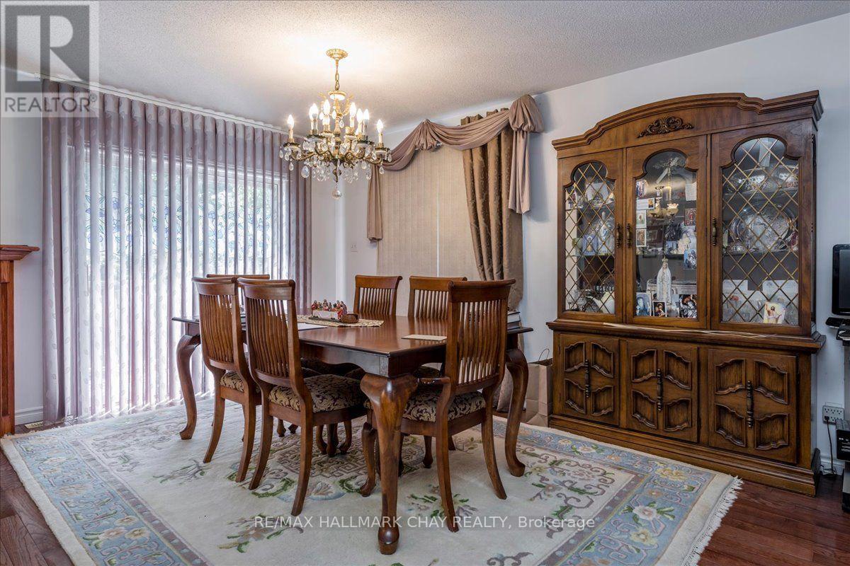 245 Pringle Drive, Barrie, Ontario  L4N 0P4 - Photo 9 - S13695804