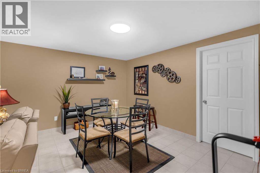 633 Park Road N Unit# 13, Brantford, Ontario  N3R 8B6 - Photo 20 - 40855695