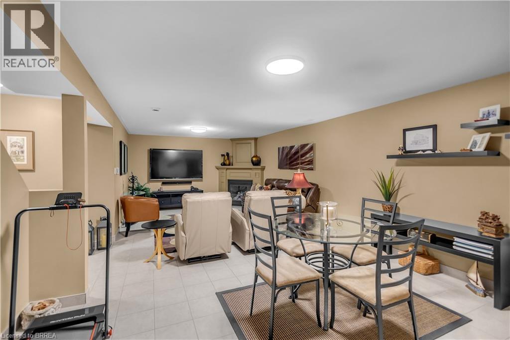 633 Park Road N Unit# 13, Brantford, Ontario  N3R 8B6 - Photo 21 - 40855695