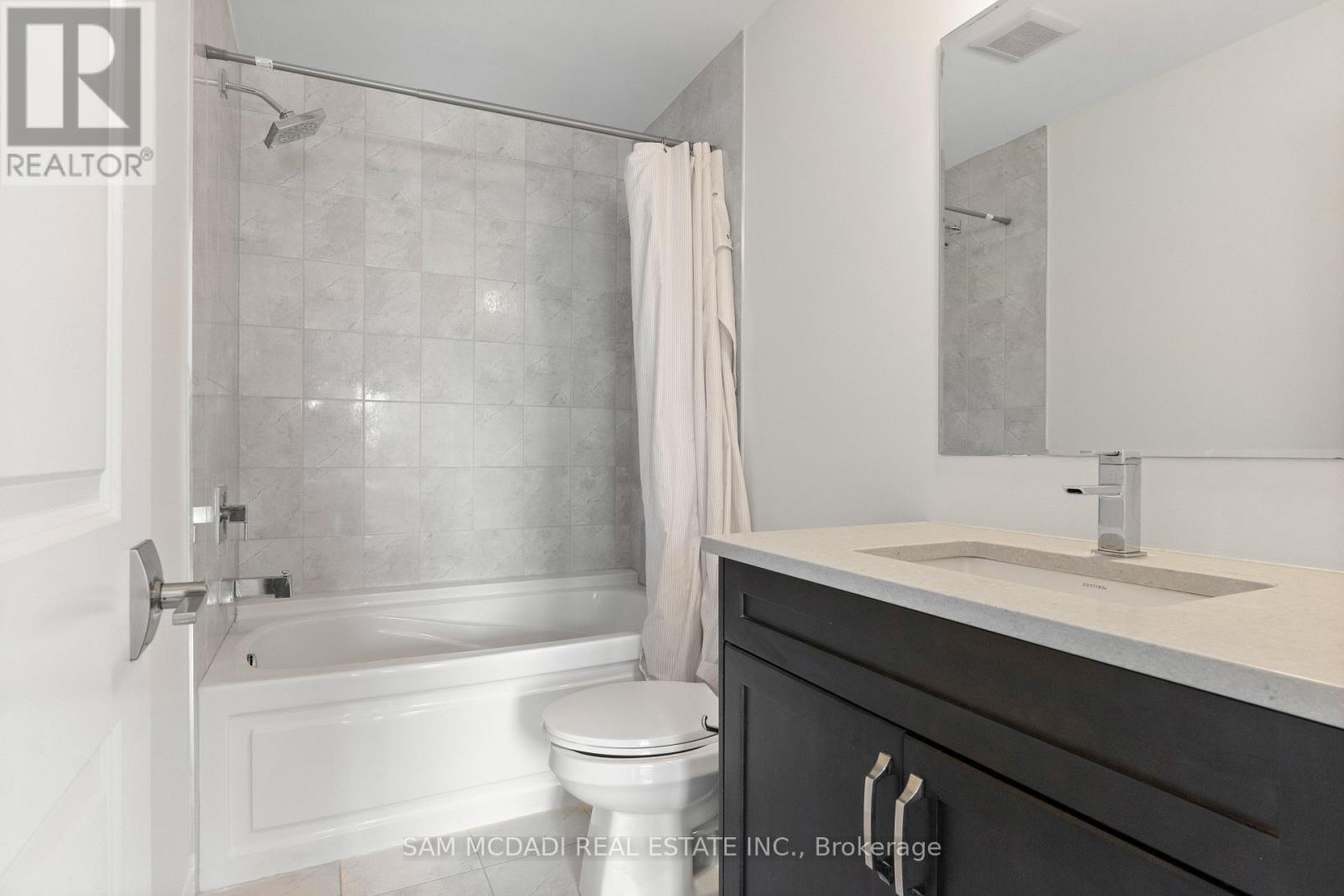 93 Wheat Boom Drive, Oakville, Ontario  L6H 0M9 - Photo 18 - W13695522
