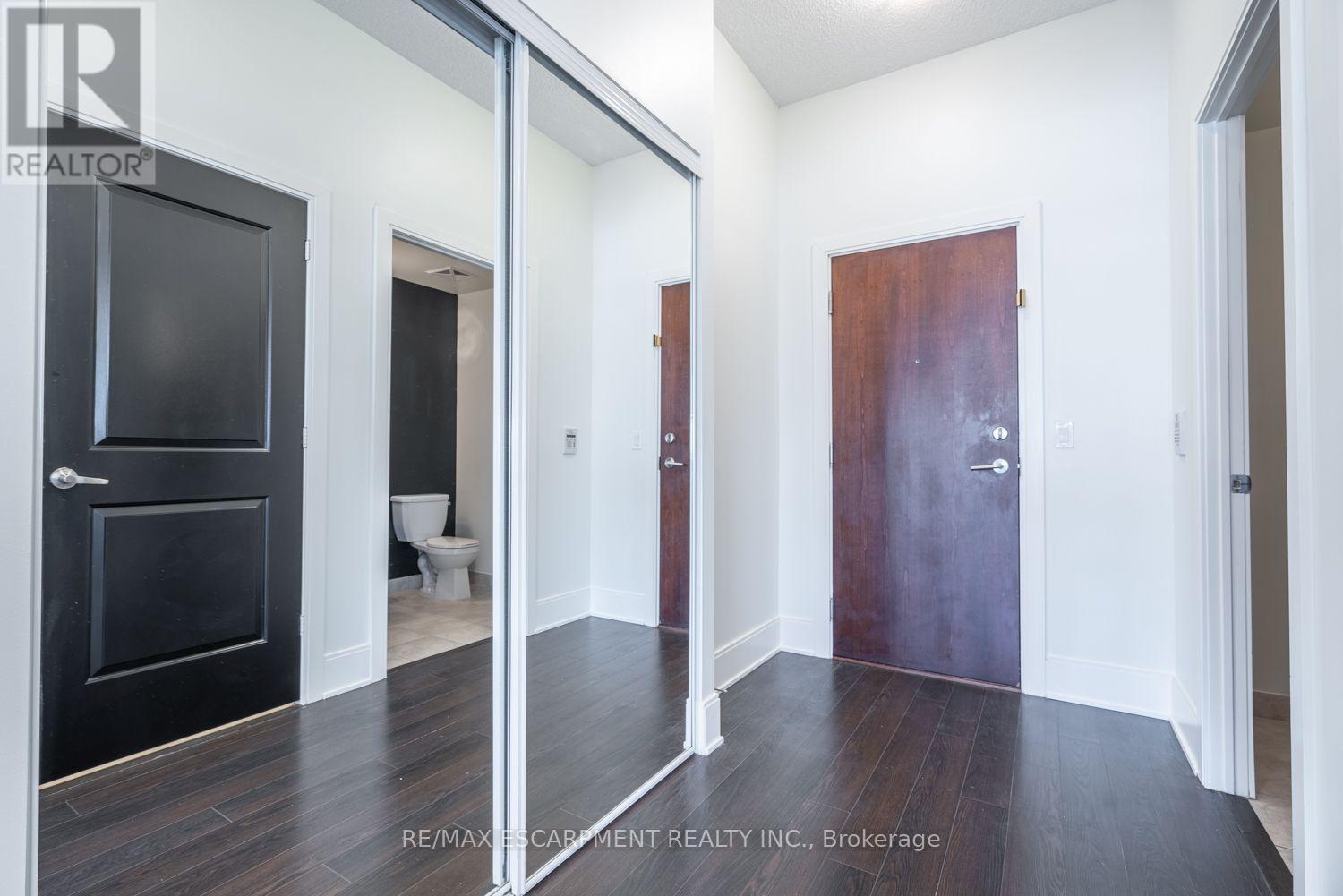 Ph5 - 330 Burnhamthorpe Road, Mississauga, Ontario  L5B 0E1 - Photo 3 - W13695544