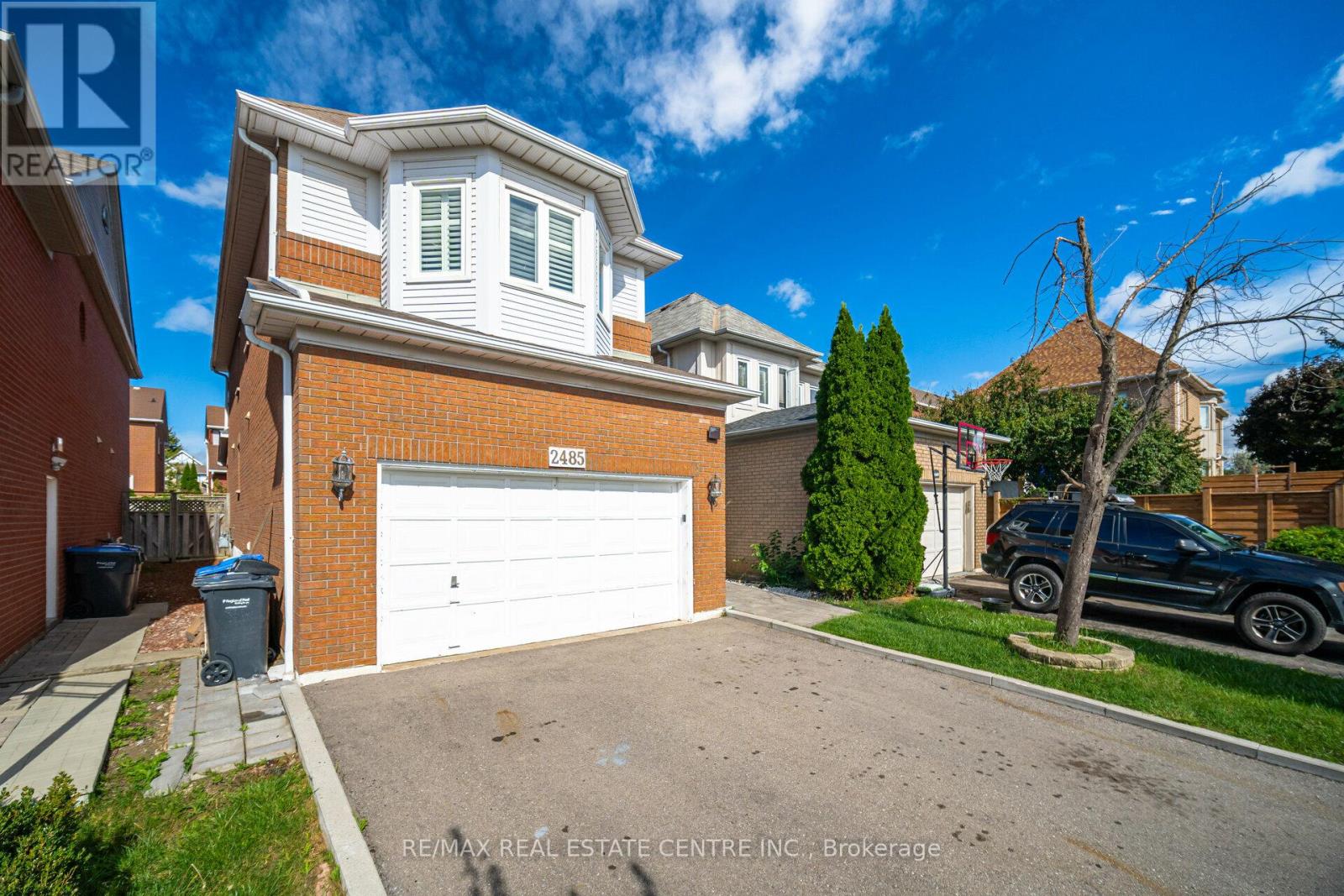 2485 Strathmore Crescent N, Mississauga, Ontario  L5M 5K9 - Photo 4 - W13695614