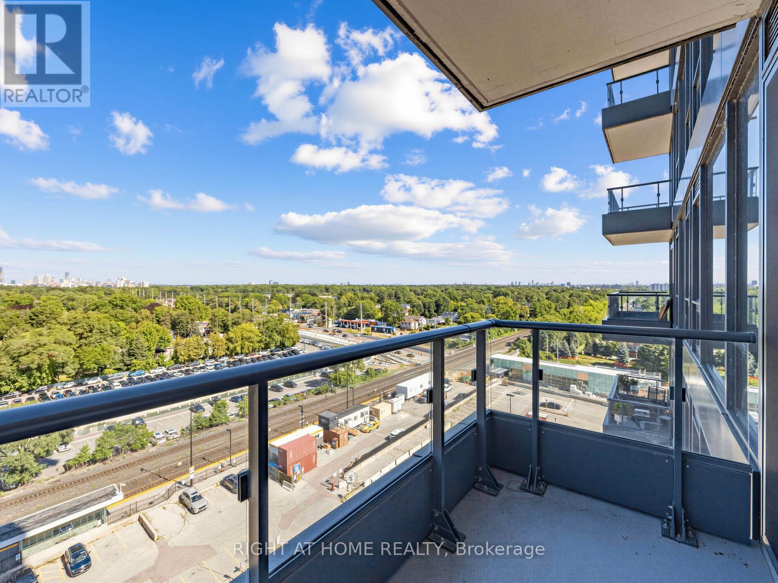1016 - 28 Ann Street, Mississauga, Ontario  L5G 0E1 - Photo 19 - W13695656