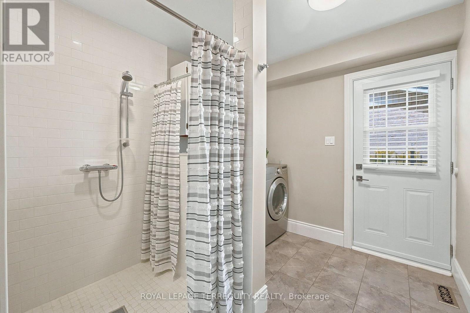 2656 Spruce Needle Drive, Mississauga, Ontario  L5L 1M9 - Photo 19 - W13695700