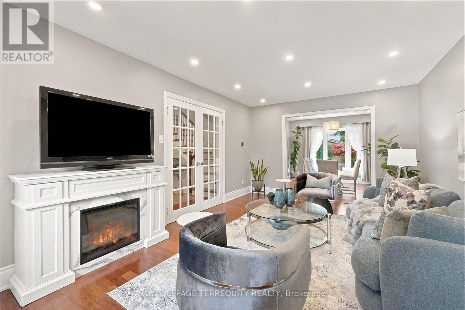 2656 Spruce Needle Drive, Mississauga, Ontario  L5L 1M9 - Photo 7 - W13695700