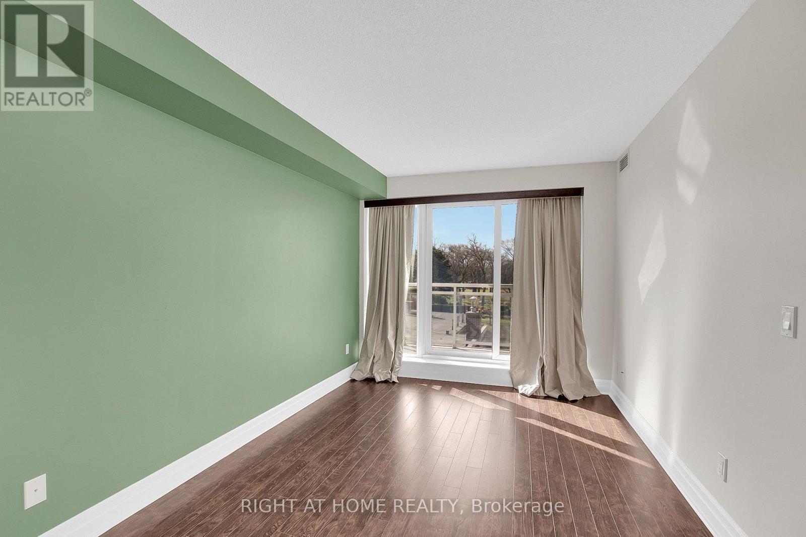 308 - 20 Gothic Avenue, Toronto, Ontario  M6P 1T5 - Photo 13 - W13695704
