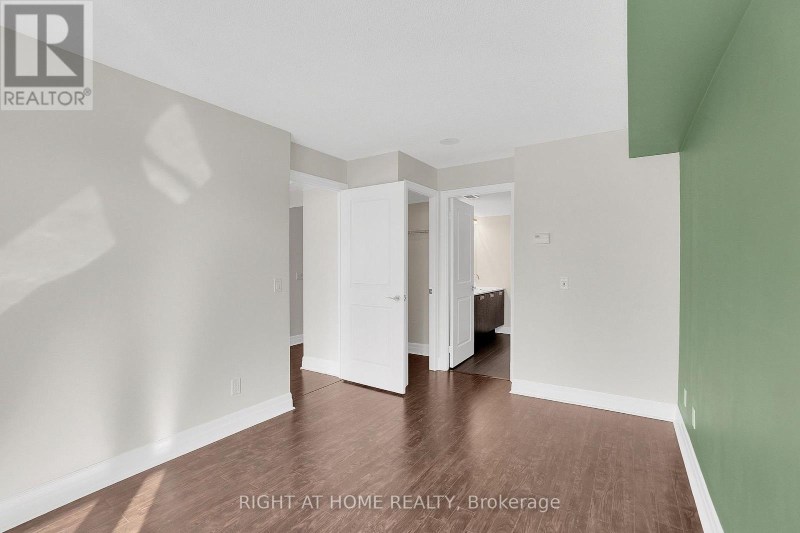 308 - 20 Gothic Avenue, Toronto, Ontario  M6P 1T5 - Photo 14 - W13695704