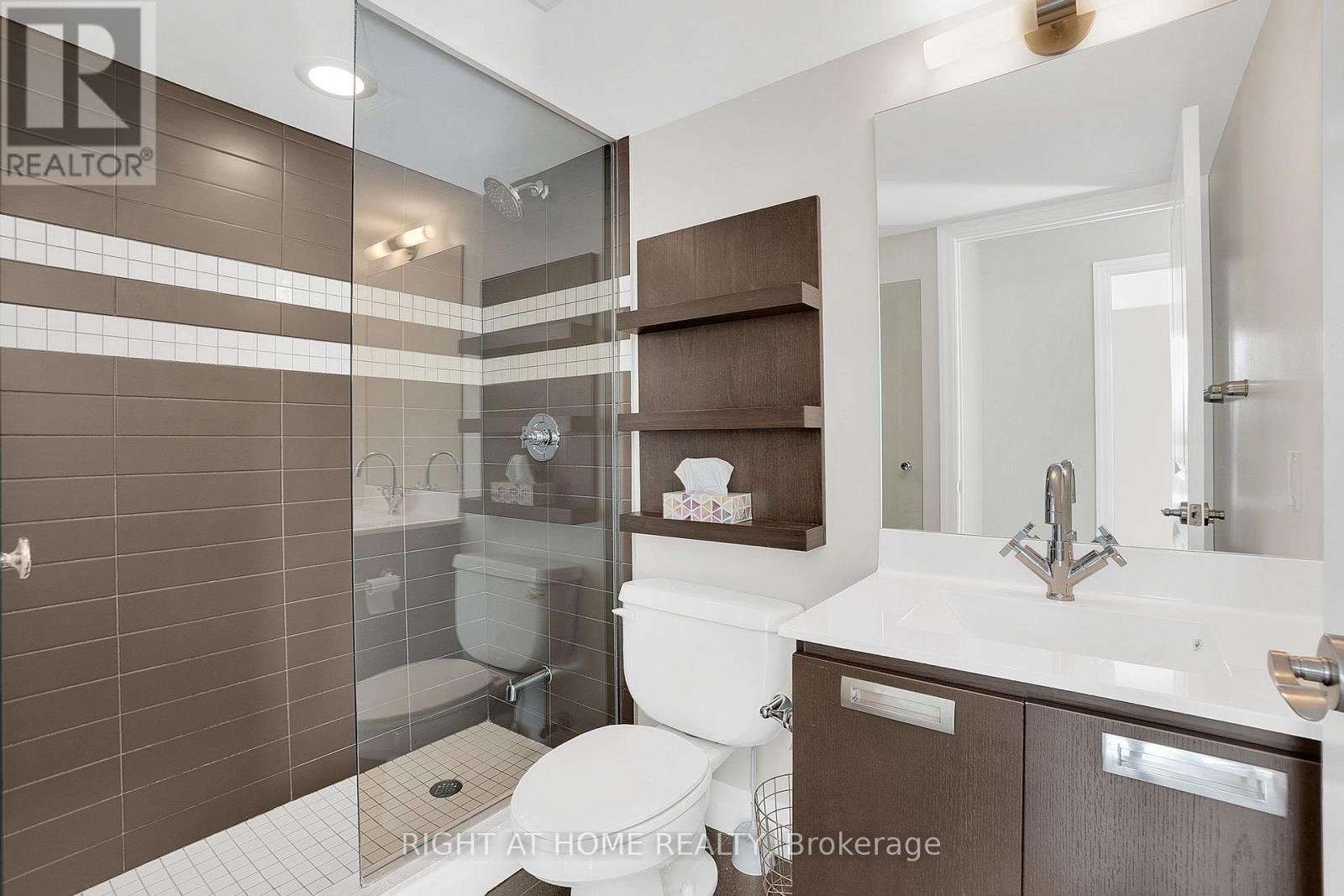 308 - 20 Gothic Avenue, Toronto, Ontario  M6P 1T5 - Photo 17 - W13695704