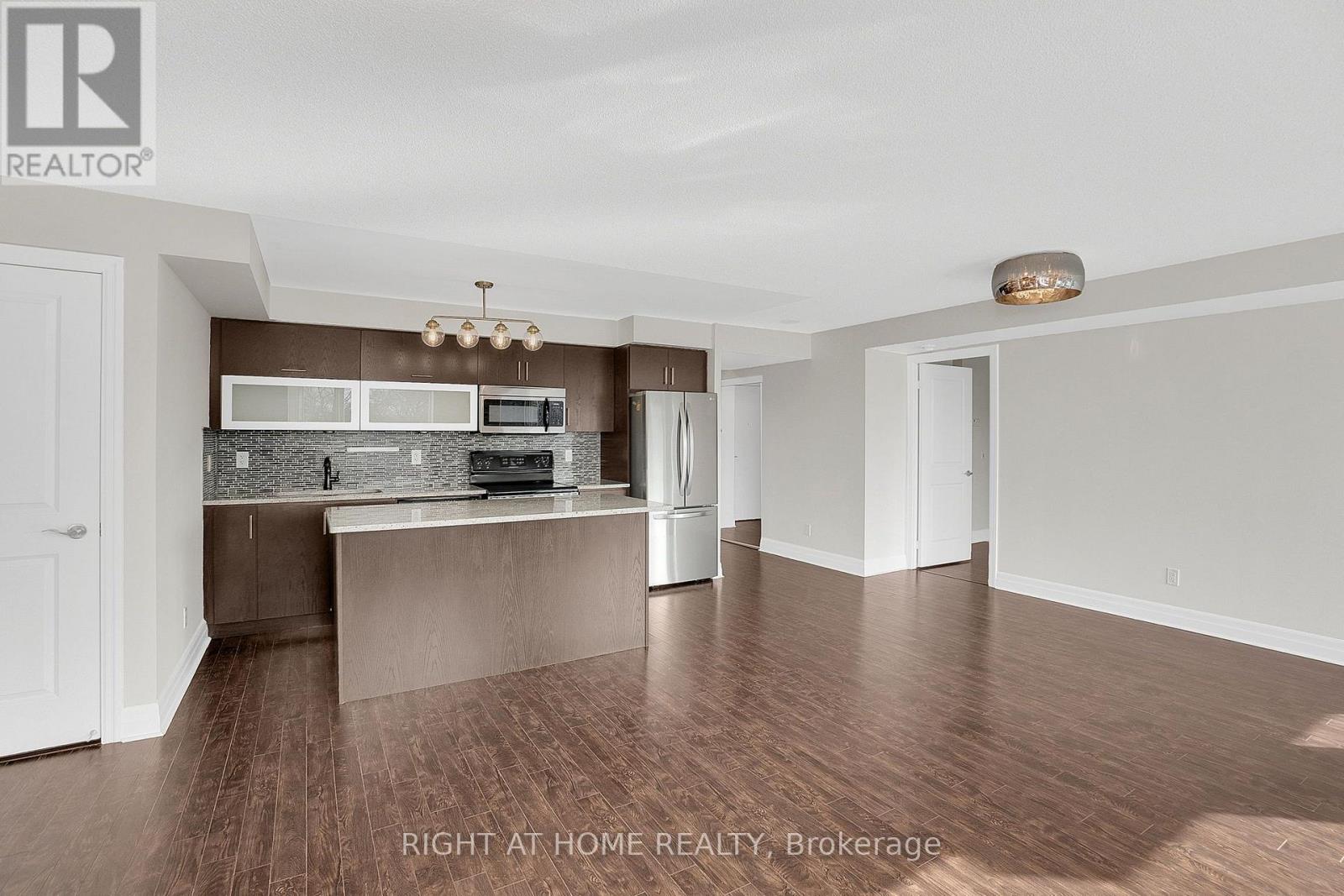 308 - 20 Gothic Avenue, Toronto, Ontario  M6P 1T5 - Photo 6 - W13695704