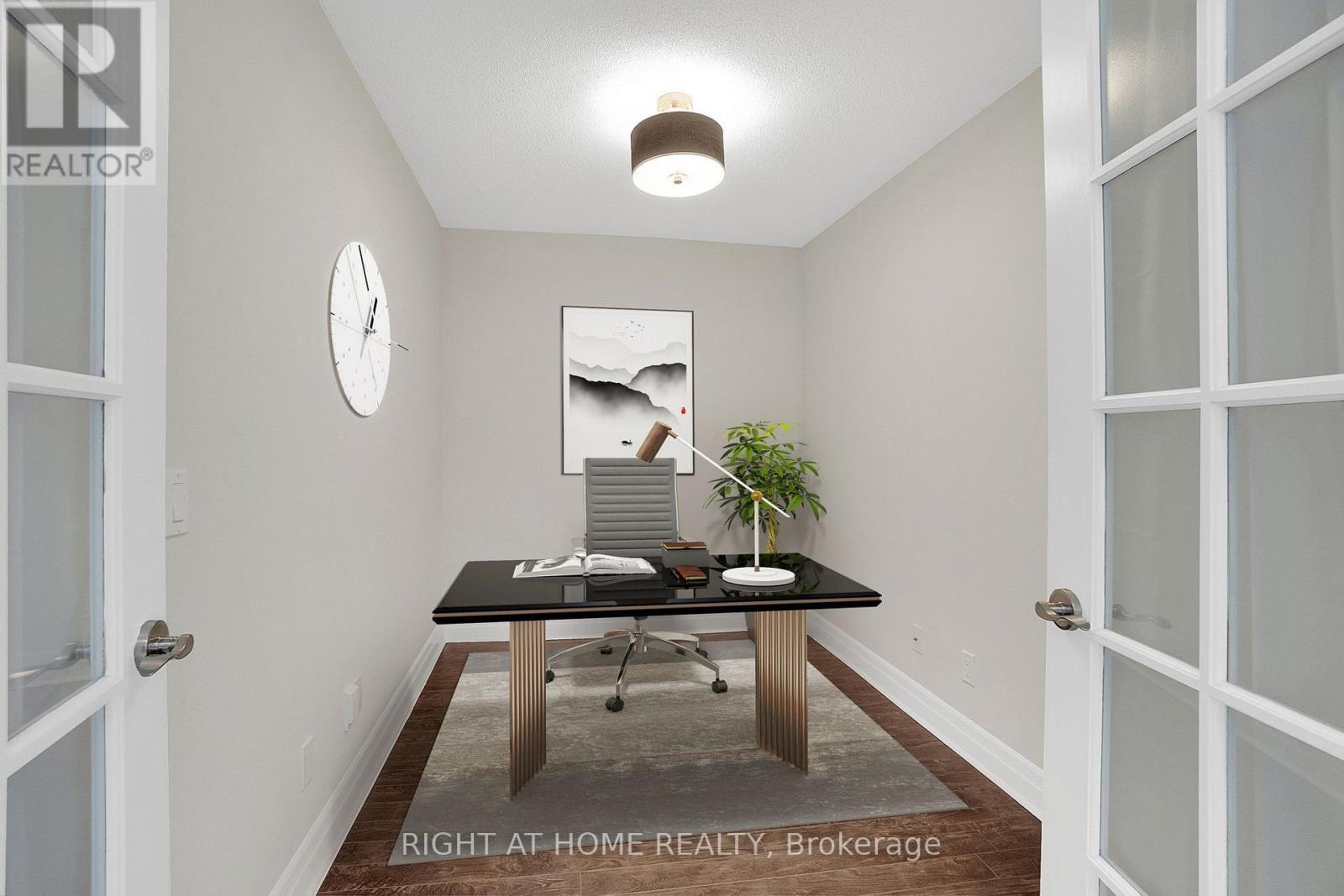308 - 20 Gothic Avenue, Toronto, Ontario  M6P 1T5 - Photo 8 - W13695704