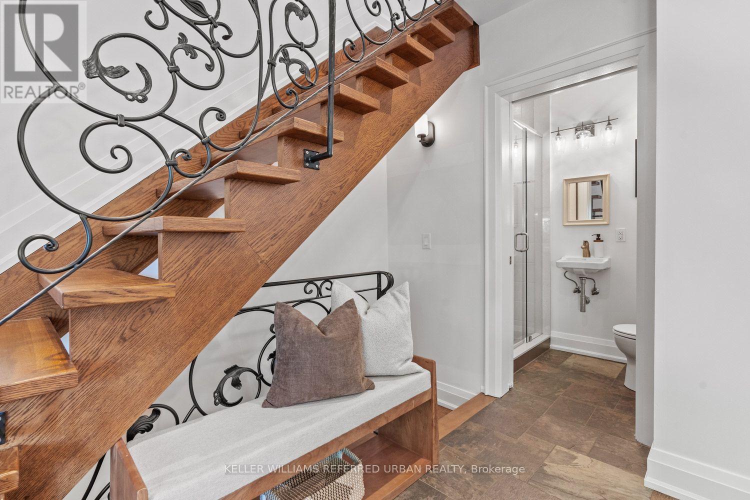 474 Armadale Avenue, Toronto, Ontario  M6S 3X9 - Photo 23 - W13695754