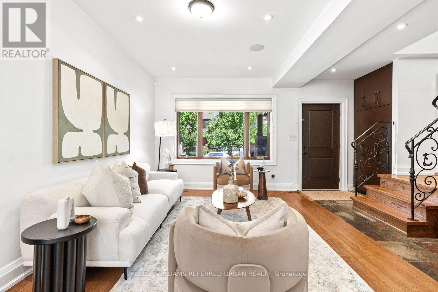 474 Armadale Avenue, Toronto, Ontario  M6S 3X9 - Photo 3 - W13695754