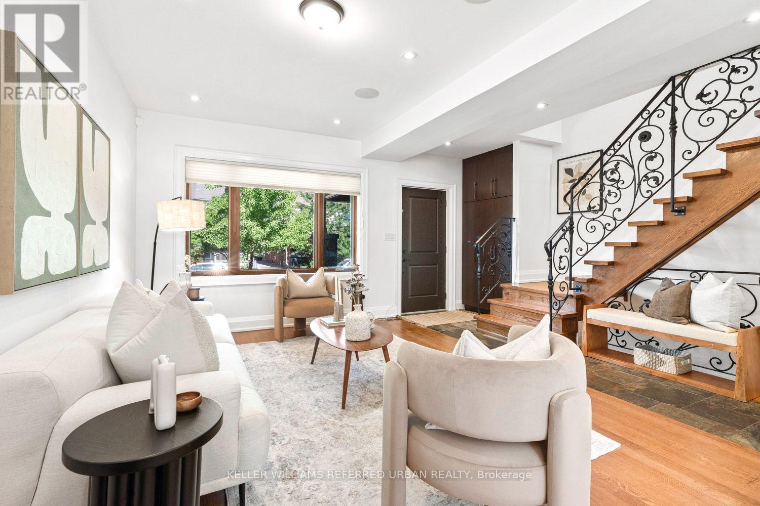 474 Armadale Avenue, Toronto, Ontario  M6S 3X9 - Photo 4 - W13695754