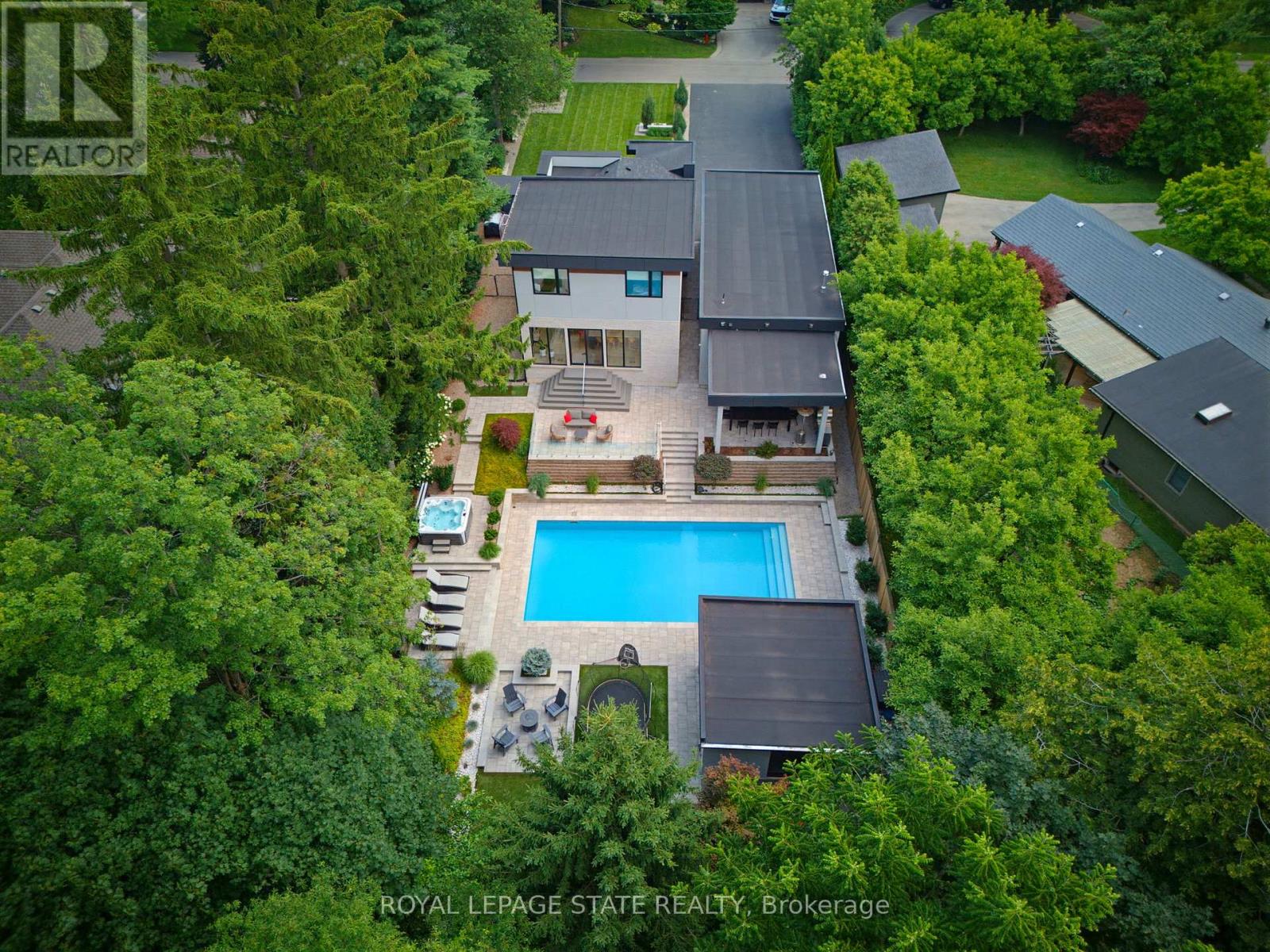 282 Robina Road, Hamilton, Ontario  L9G 2L7 - Photo 6 - X13695556