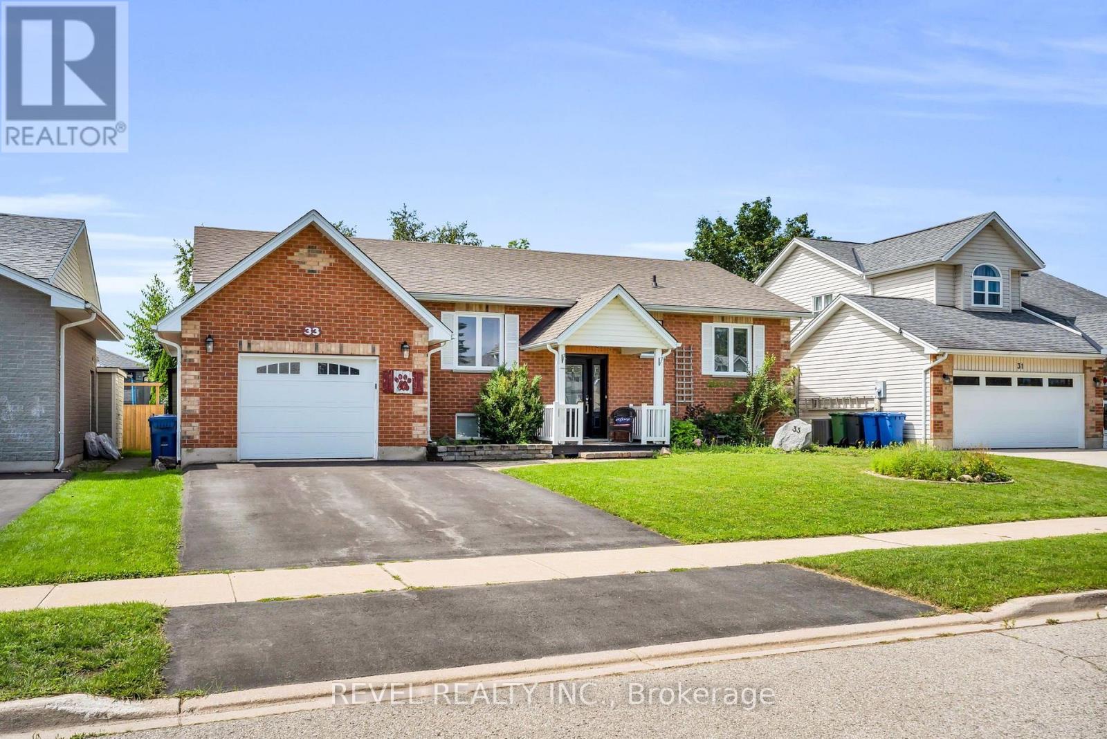 33 Wilson Crescent, Southgate, Ontario  N0C 1B0 - Photo 1 - X13695568