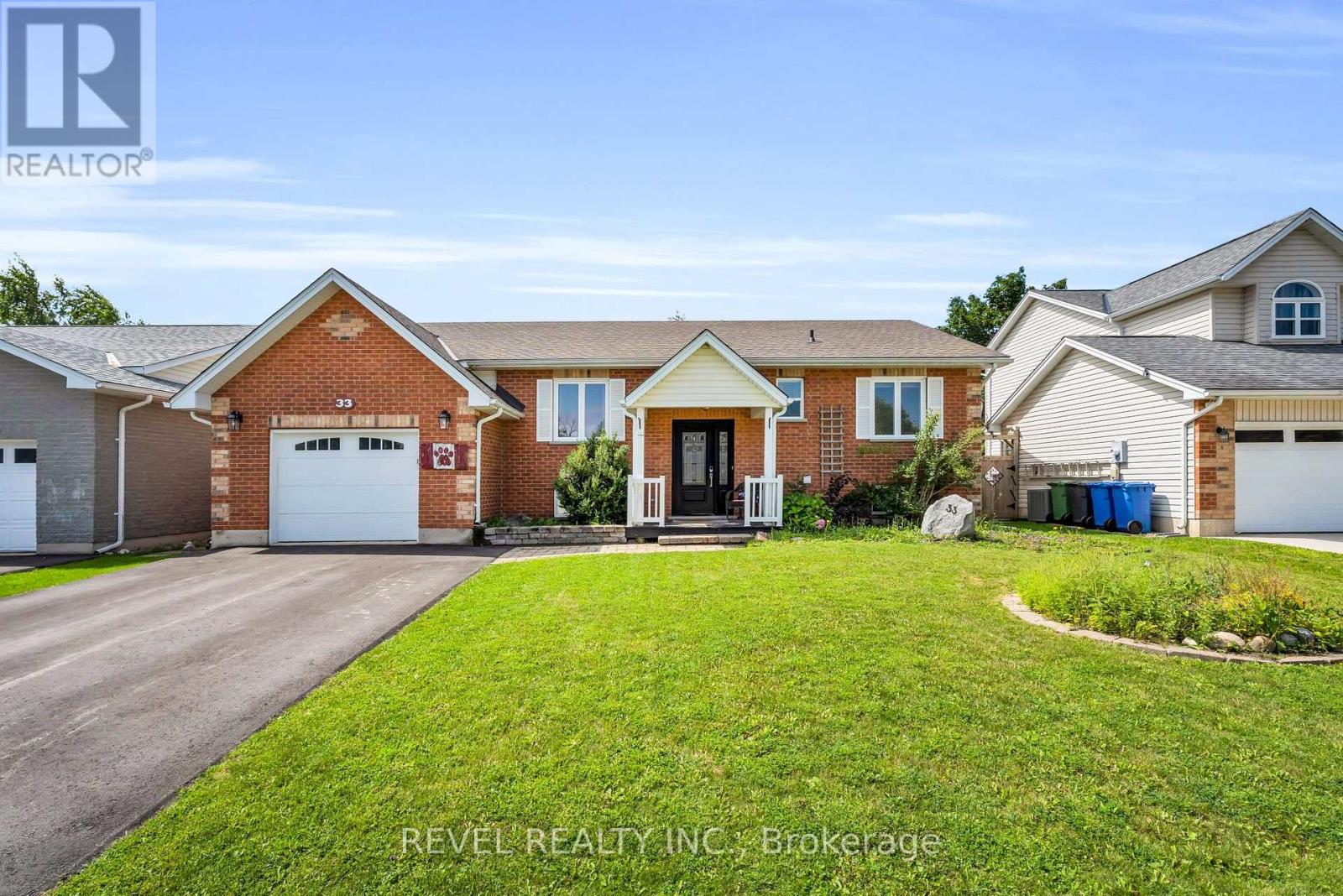 33 Wilson Crescent, Southgate, Ontario  N0C 1B0 - Photo 2 - X13695568