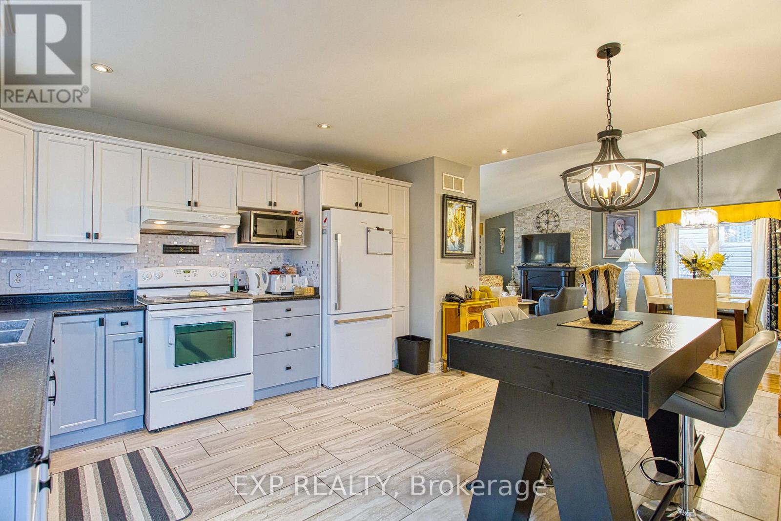 7192 Kelly Drive, Niagara Falls, Ontario  L2H 3K1 - Photo 16 - X13695602