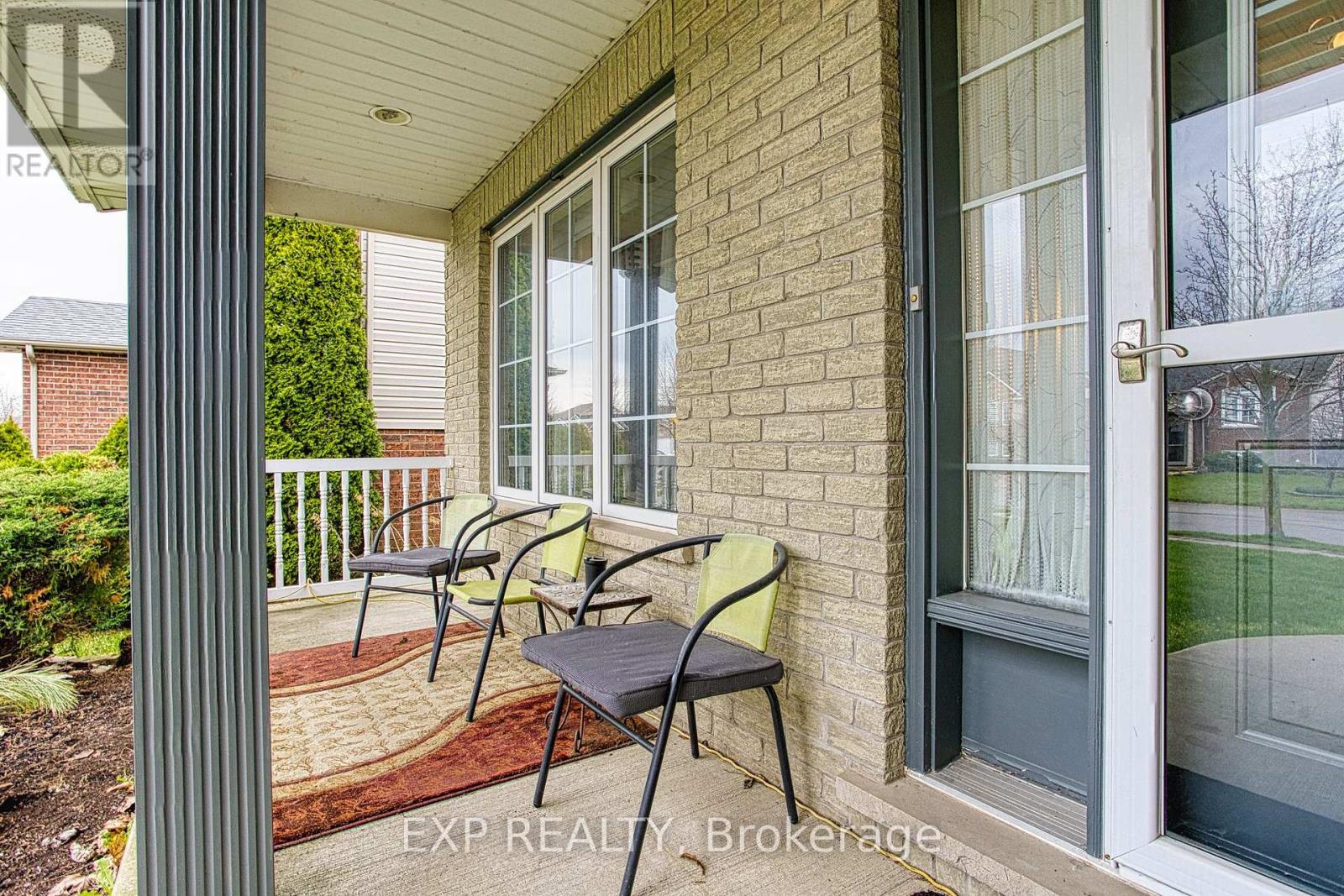 7192 Kelly Drive, Niagara Falls, Ontario  L2H 3K1 - Photo 3 - X13695602