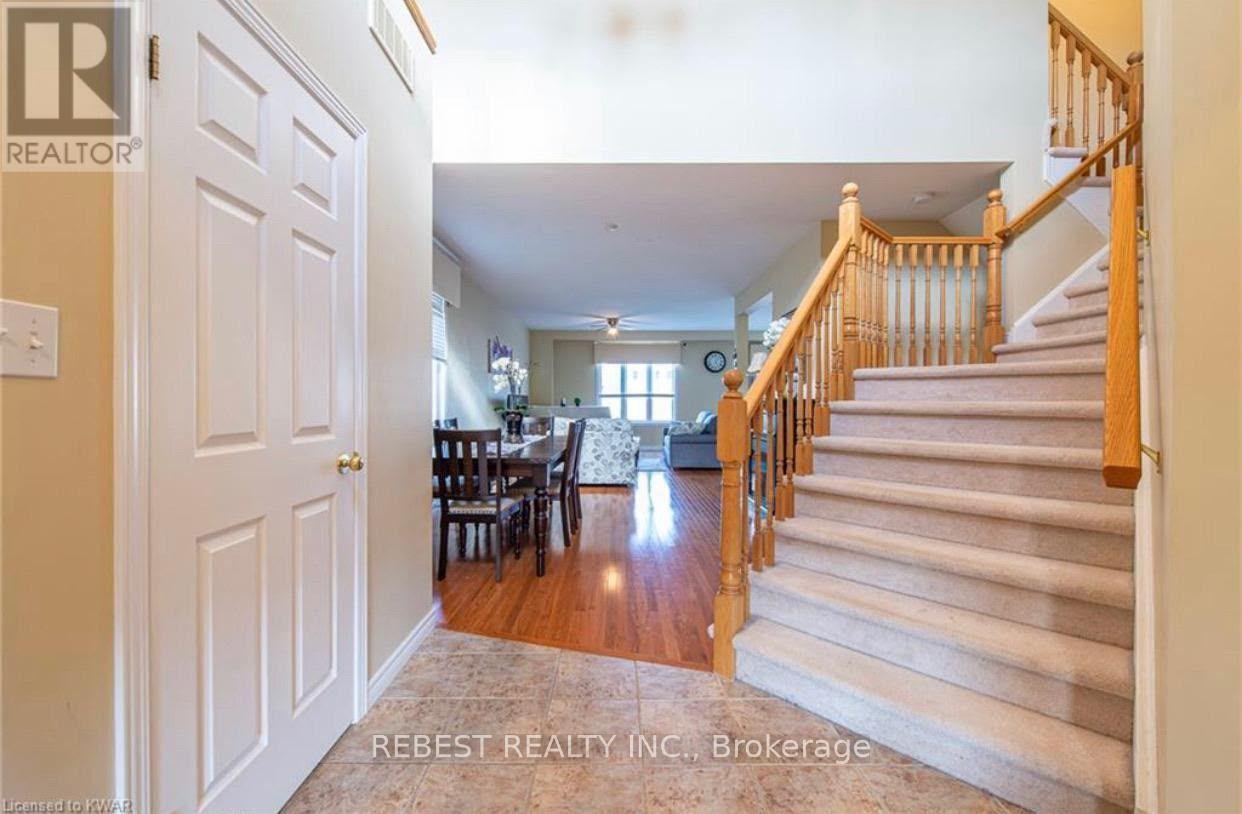655 Interlaken Drive, Waterloo, Ontario  N2T 2Y5 - Photo 19 - X13695638