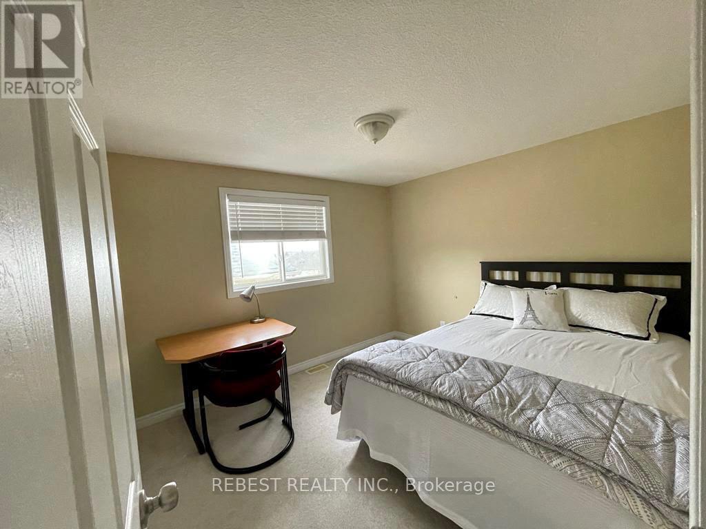 655 Interlaken Drive, Waterloo, Ontario  N2T 2Y5 - Photo 21 - X13695638