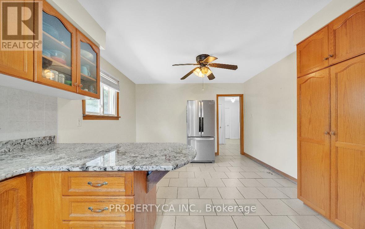 6768 Keiffer Street, Niagara Falls, Ontario  L2E 5K1 - Photo 9 - X13695724