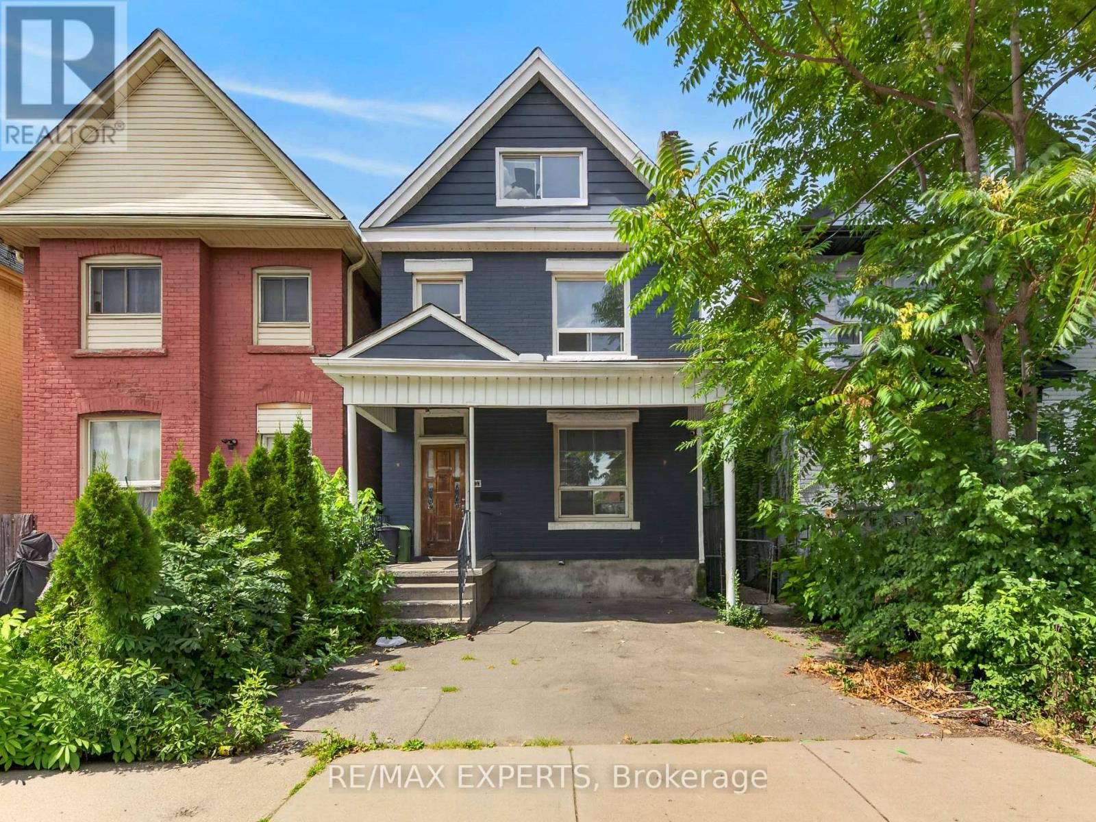 99 Leeming Street, Hamilton, Ontario  L8L 5T5 - Photo 2 - X13695734