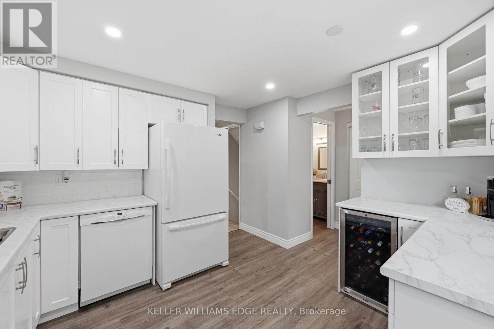 25 Flint Drive, Kitchener, Ontario  N2E 1S8 - Photo 14 - X13695824