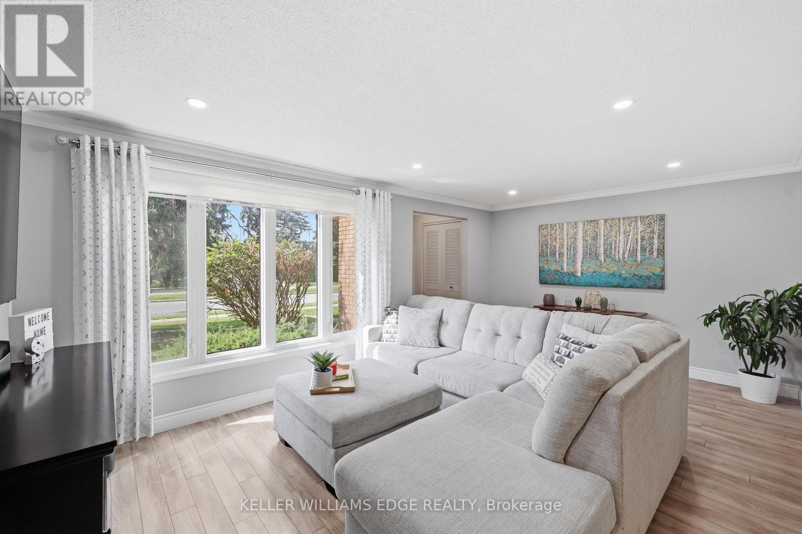 25 Flint Drive, Kitchener, Ontario  N2E 1S8 - Photo 7 - X13695824
