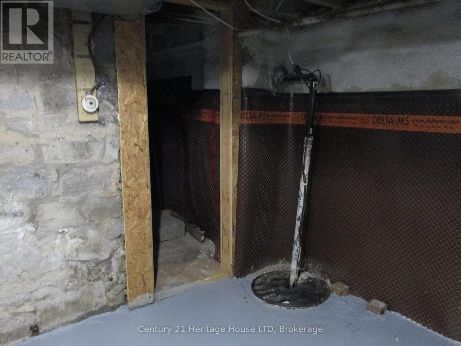164 Lake Street, St. Catharines, Ontario  L2R 5Y7 - Photo 31 - X13685044