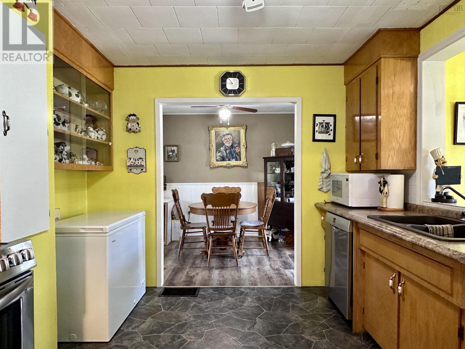 385 Brighton Road, Lockeport, Nova Scotia  B0T 1L0 - Photo 9 - 202606018