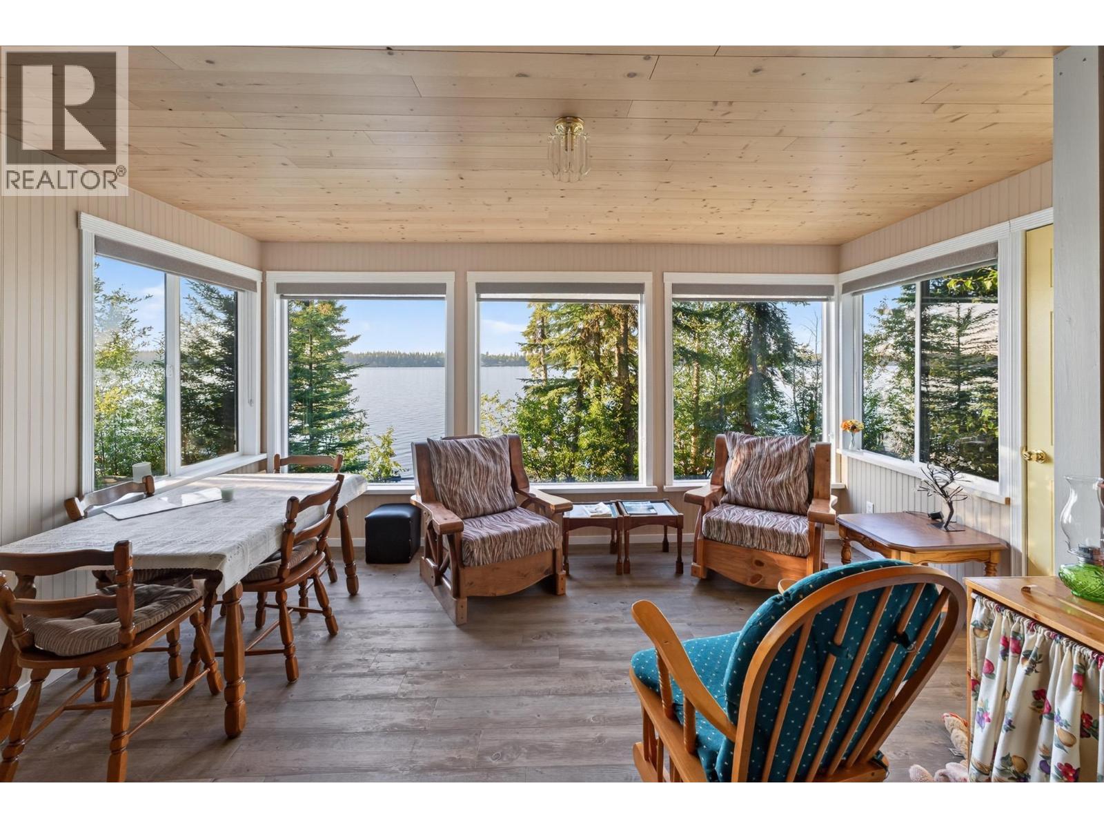 52200 Lloyd Drive, Cluculz Lake, British Columbia  V0J 3A3 - Photo 10 - R3156166