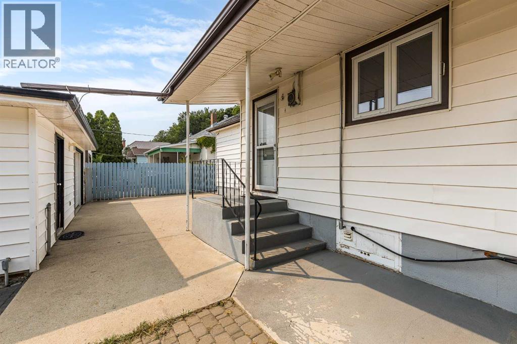 109 4 Street SE, Medicine Hat, Alberta  T1A 0J7 - Photo 44 - A2336390
