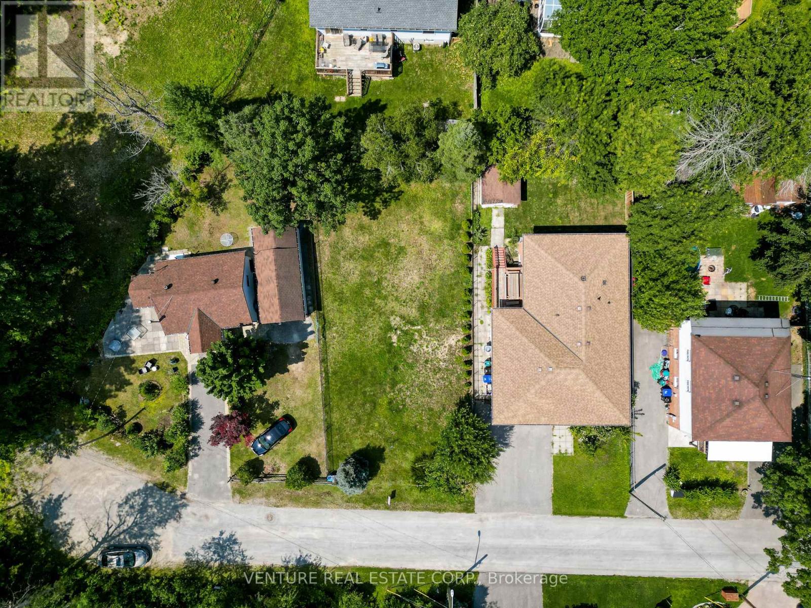 74 Forest Avenue, Wasaga Beach, Ontario  L9Z 2K4 - Photo 11 - S13111614