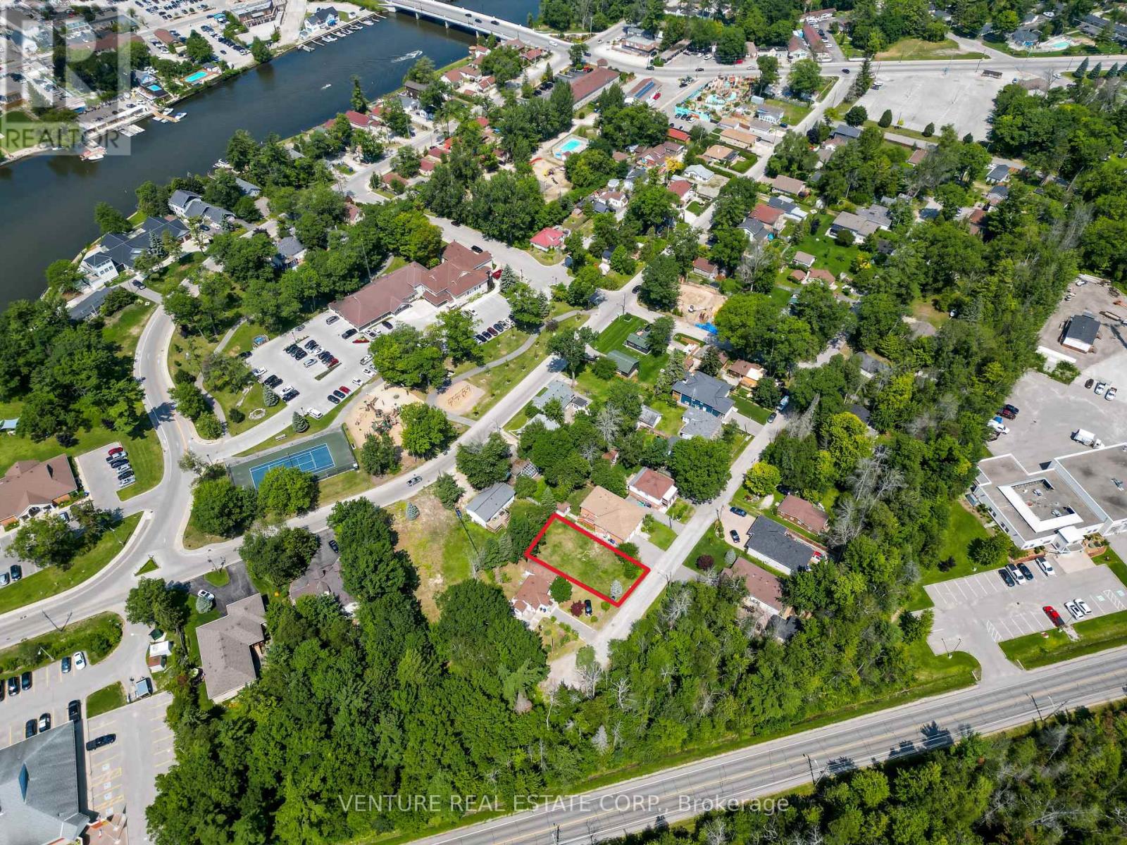 74 Forest Avenue, Wasaga Beach, Ontario  L9Z 2K4 - Photo 7 - S13111614
