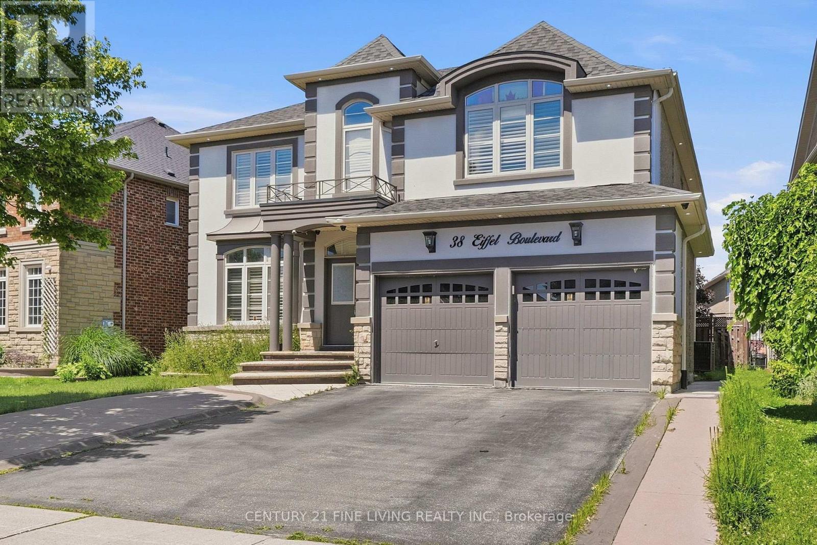 38 Eiffel Boulevard, Brampton, Ontario  L6P 1W3 - Photo 2 - W13695768