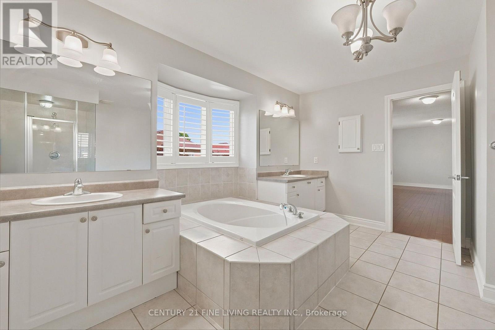 38 Eiffel Boulevard, Brampton, Ontario  L6P 1W3 - Photo 22 - W13695768