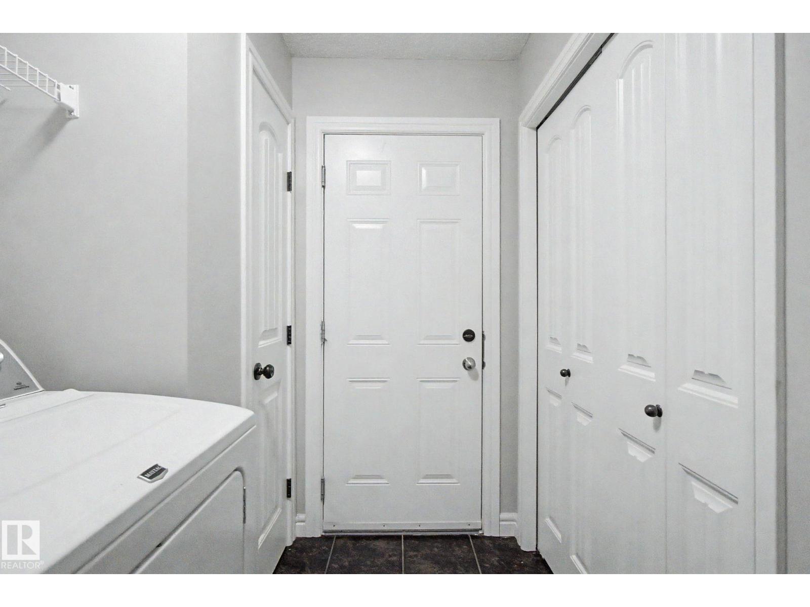 15868 10 Av SW, Edmonton, Alberta  T6W 2H2 - Photo 24 - E4502348