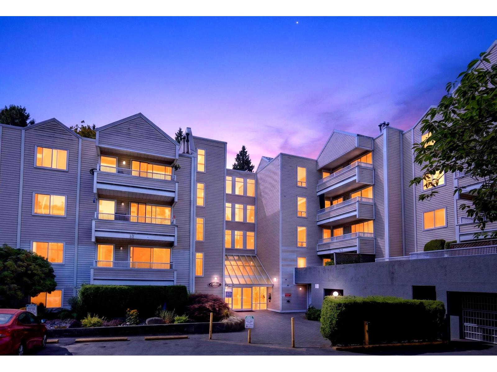 505 9644 134 STREET, Surrey, British Columbia