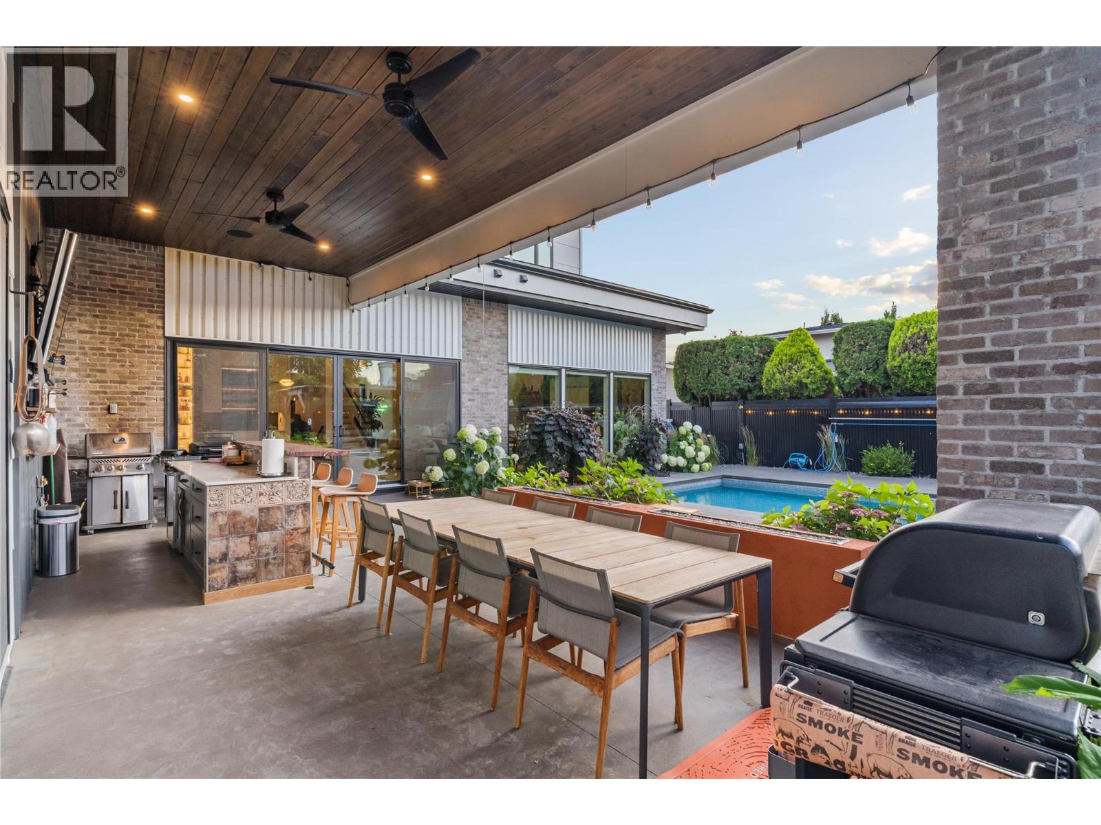 452 Knowles Road, Kelowna, British Columbia  V1W 1H3 - Photo 30 - 10395522