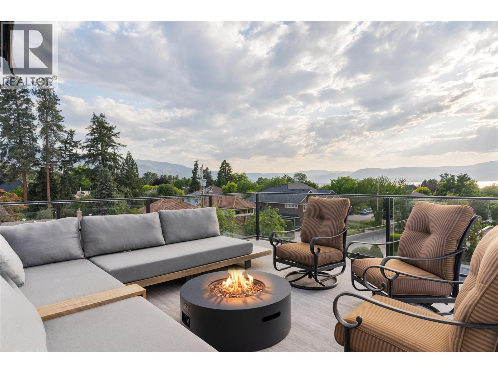 452 Knowles Road, Kelowna, British Columbia  V1W 1H3 - Photo 55 - 10395522