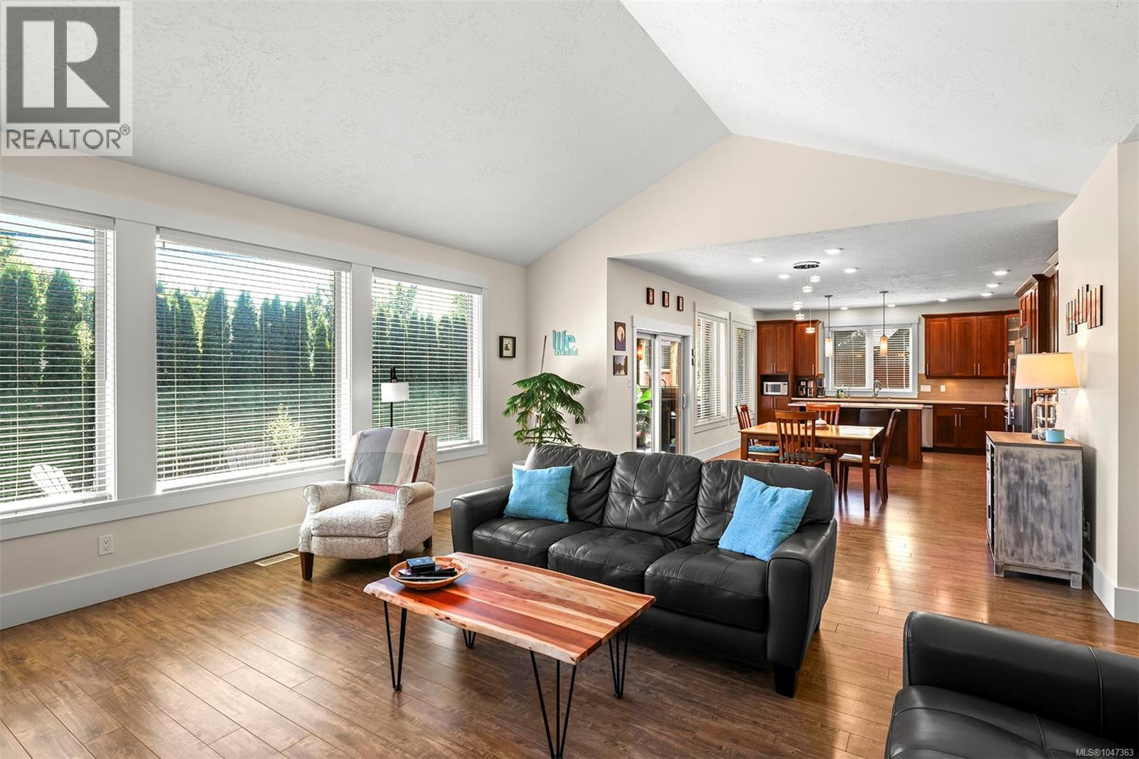 2967 Cascara Cres, Courtenay, British Columbia  V9N 4B8 - Photo 4 - 1047363