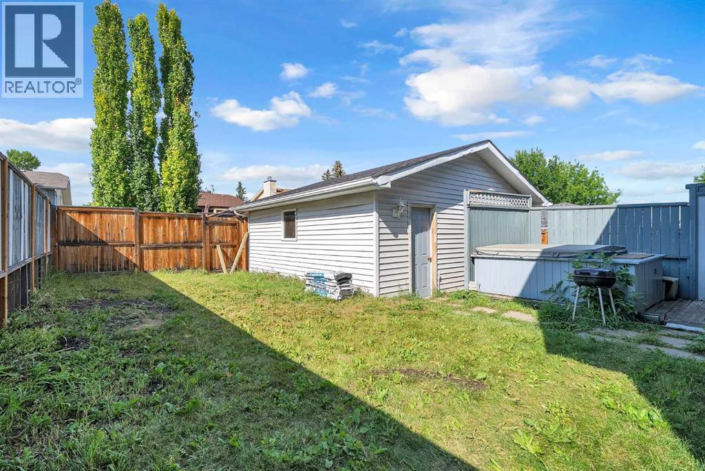 28 Macewan Meadow Link Nw, Calgary, Alberta  T3K 3H4 - Photo 36 - A2330999