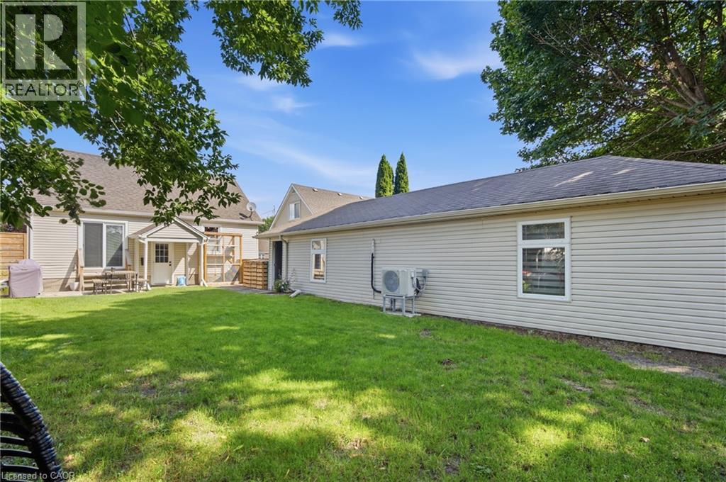 20 Hillview Street, Kitchener, Ontario  N2H 5P8 - Photo 37 - 40856066