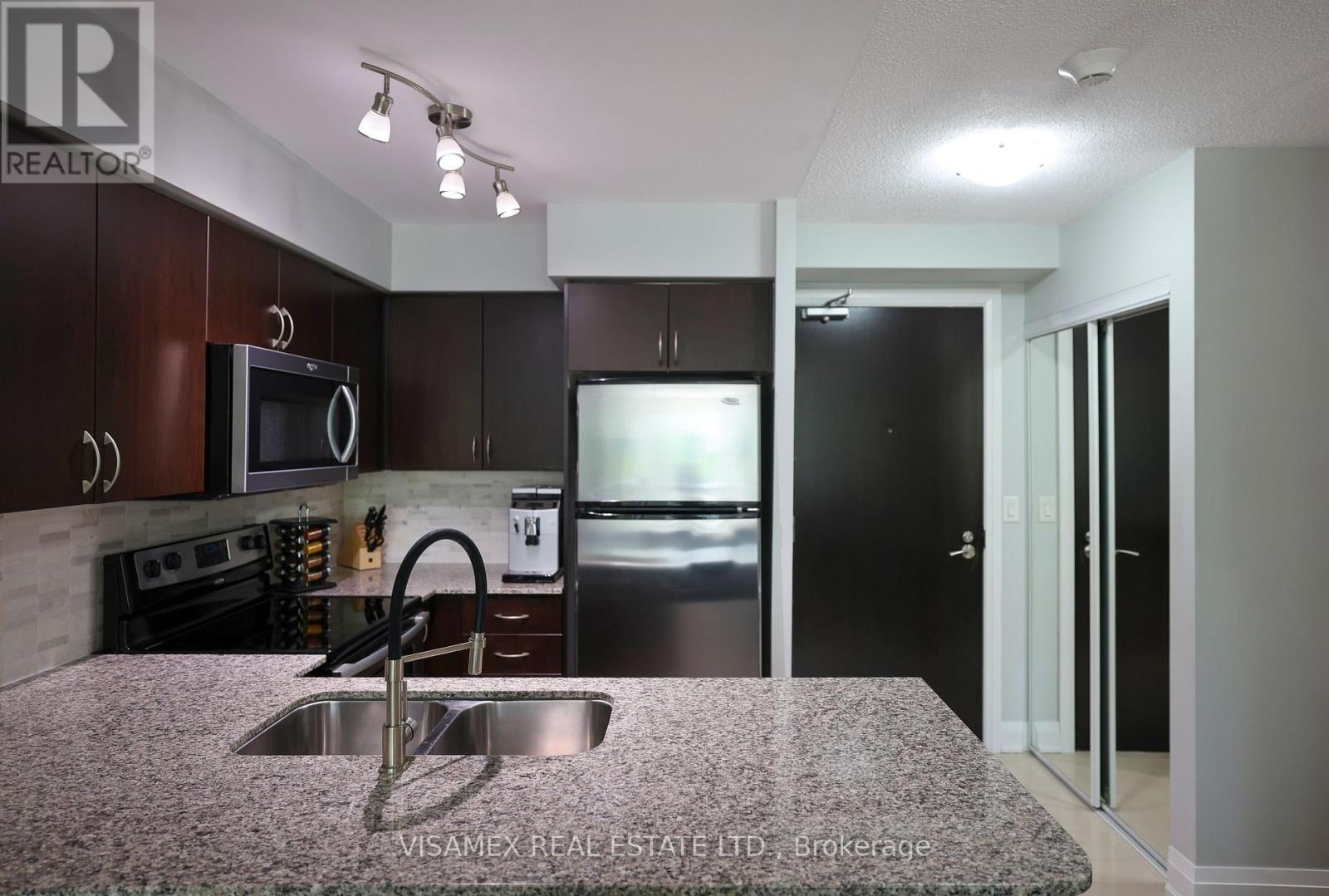 210 - 20 North Park Road, Vaughan, Ontario  L4J 0G7 - Photo 8 - N13691604
