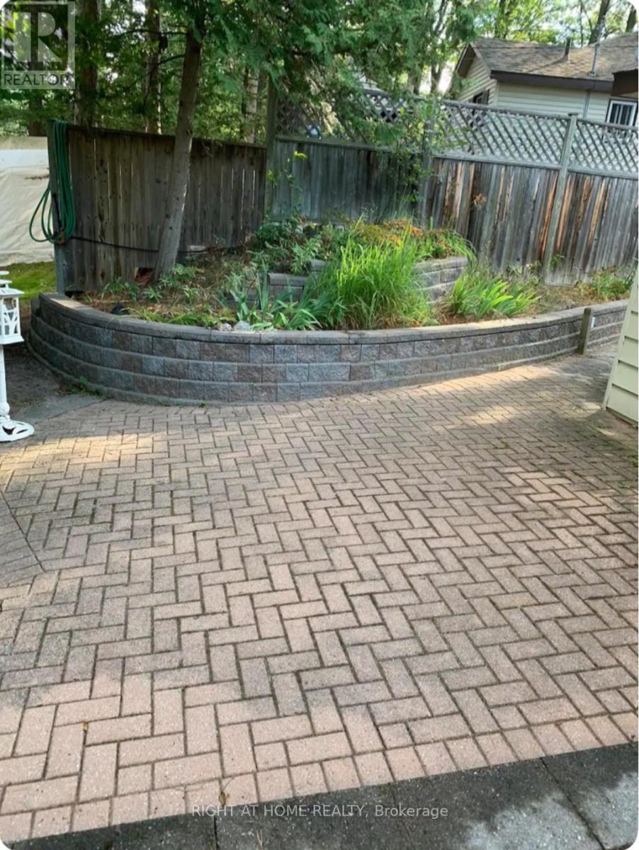 27 Balmoral Avenue, Tiny, Ontario  L0L 1P0 - Photo 14 - S13691464