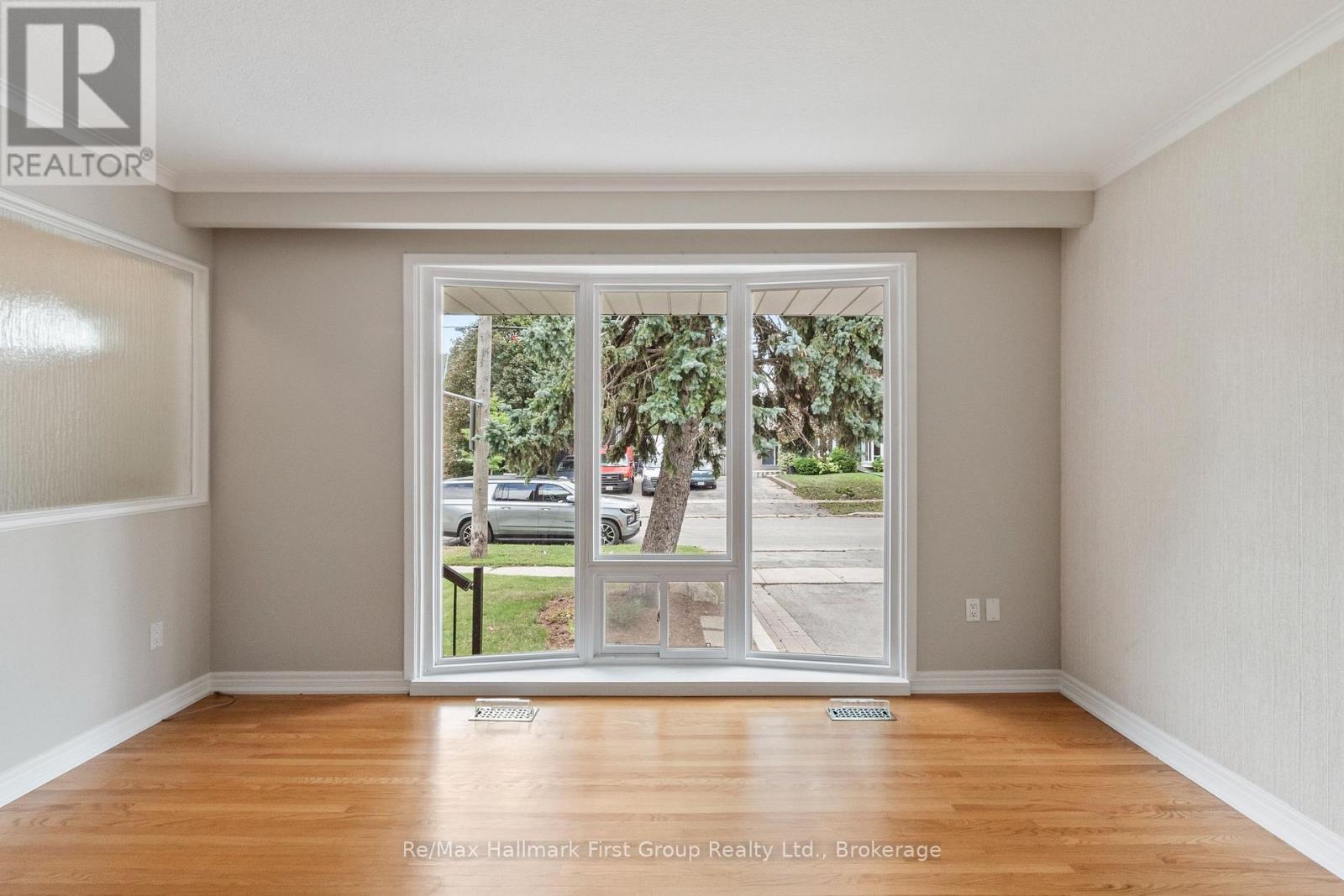 121 Roywood Drive, Toronto, Ontario  M3A 2E2 - Photo 11 - C13696014