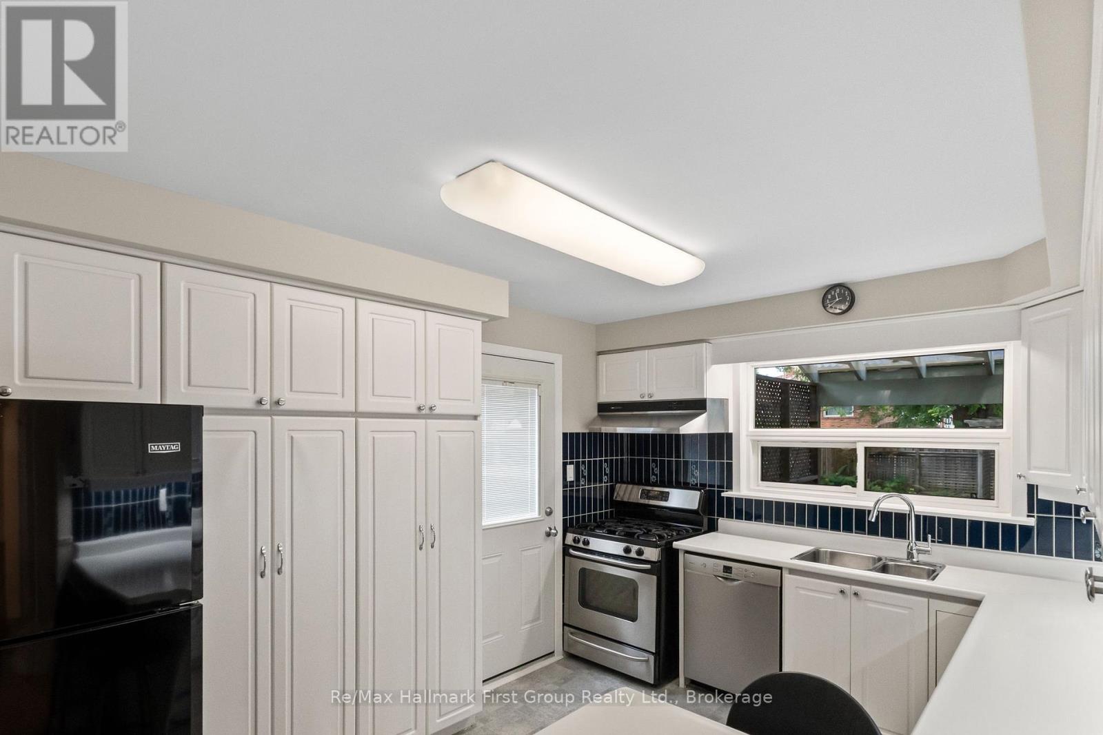 121 Roywood Drive, Toronto, Ontario  M3A 2E2 - Photo 16 - C13696014