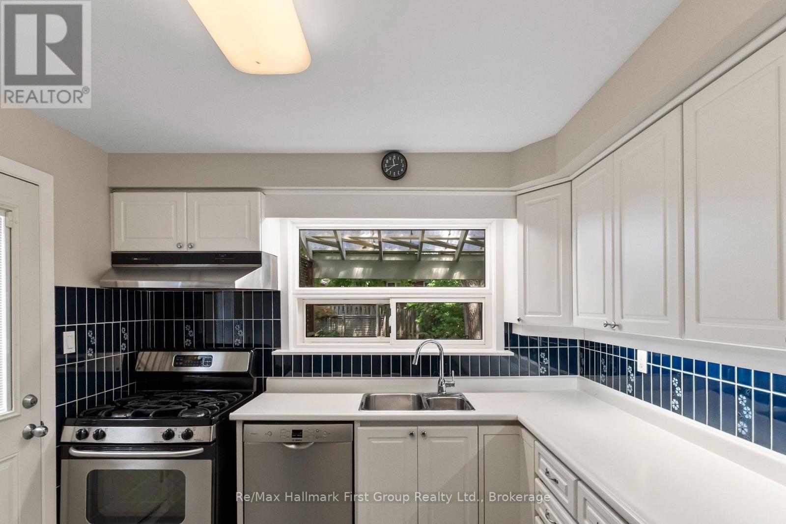 121 Roywood Drive, Toronto, Ontario  M3A 2E2 - Photo 18 - C13696014